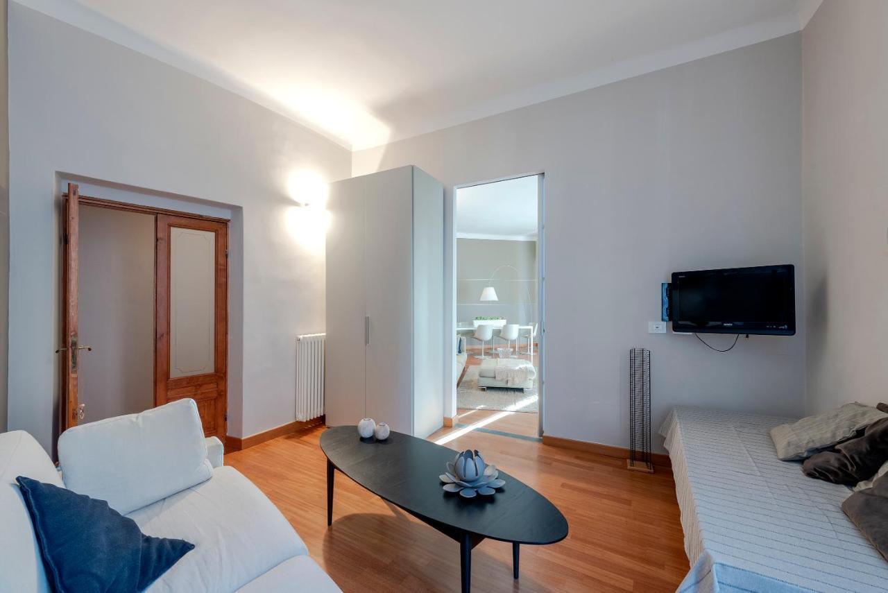 Poppy'S House Apartment ลาสเปเซีย ภายนอก รูปภาพ